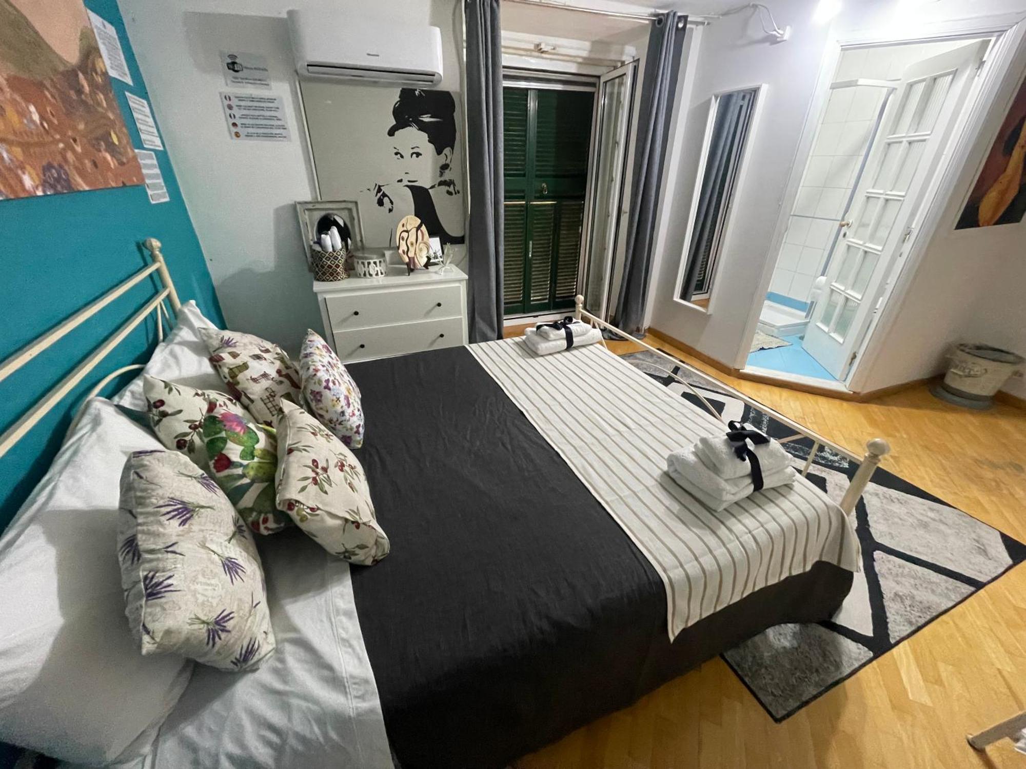 Plebiscito Charme Rooms Neapel Exteriör bild
