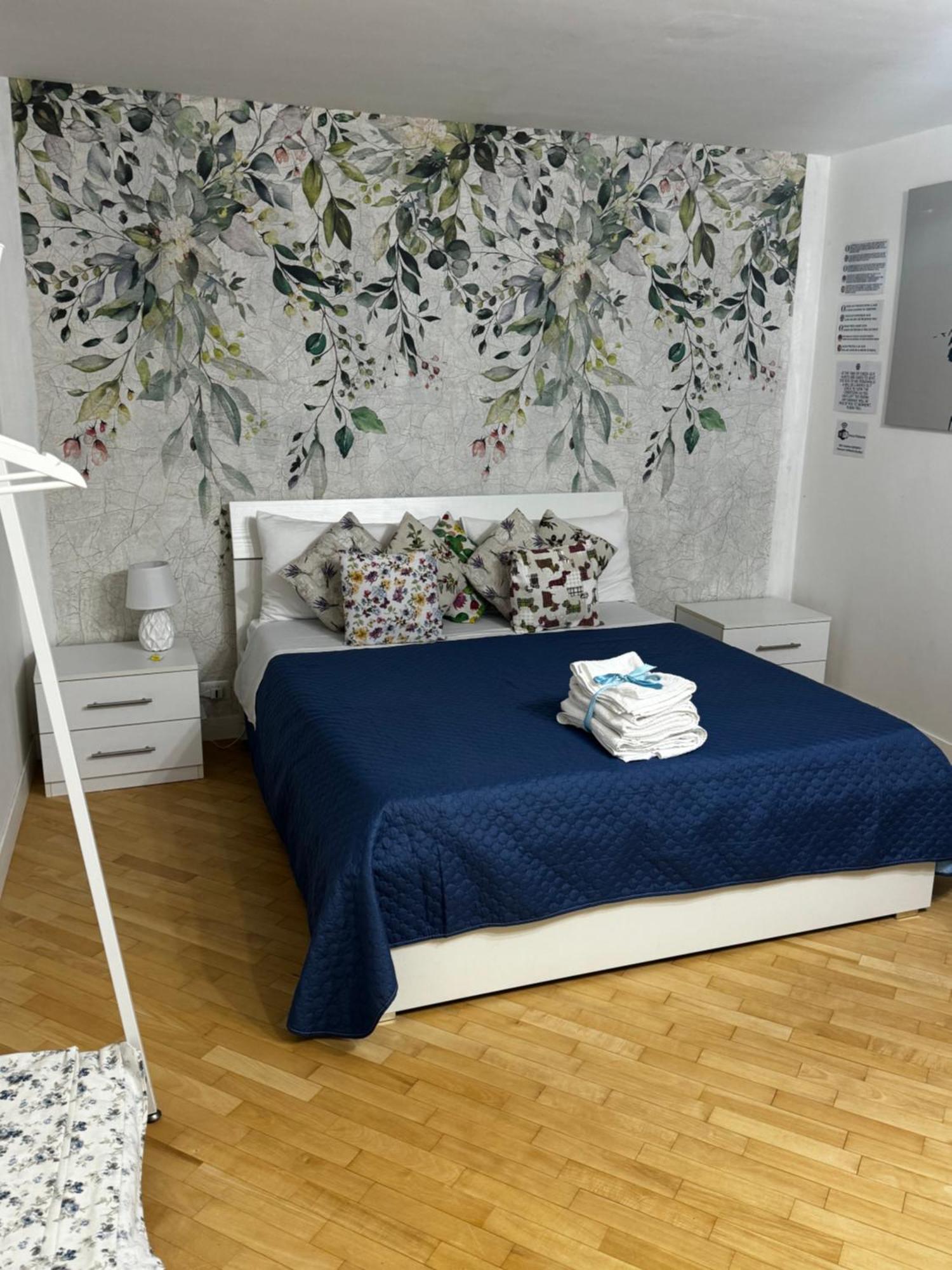 Plebiscito Charme Rooms Neapel Exteriör bild
