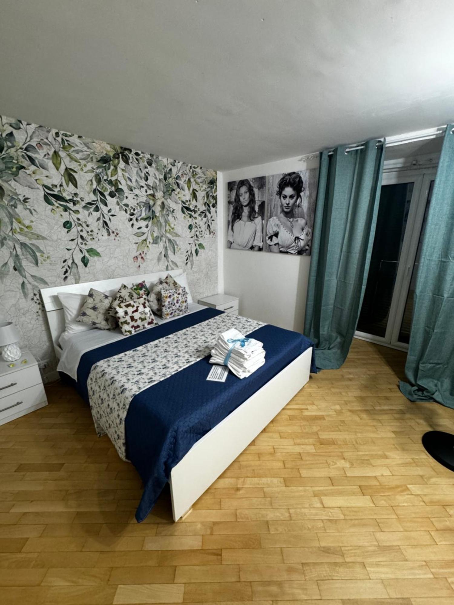 Plebiscito Charme Rooms Neapel Exteriör bild